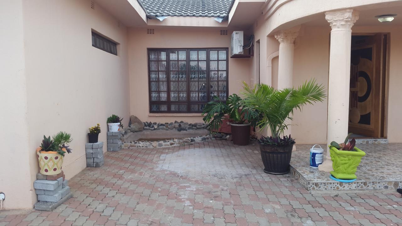 Tintech Bed & Breakfast فرانسیستوون المظهر الخارجي الصورة